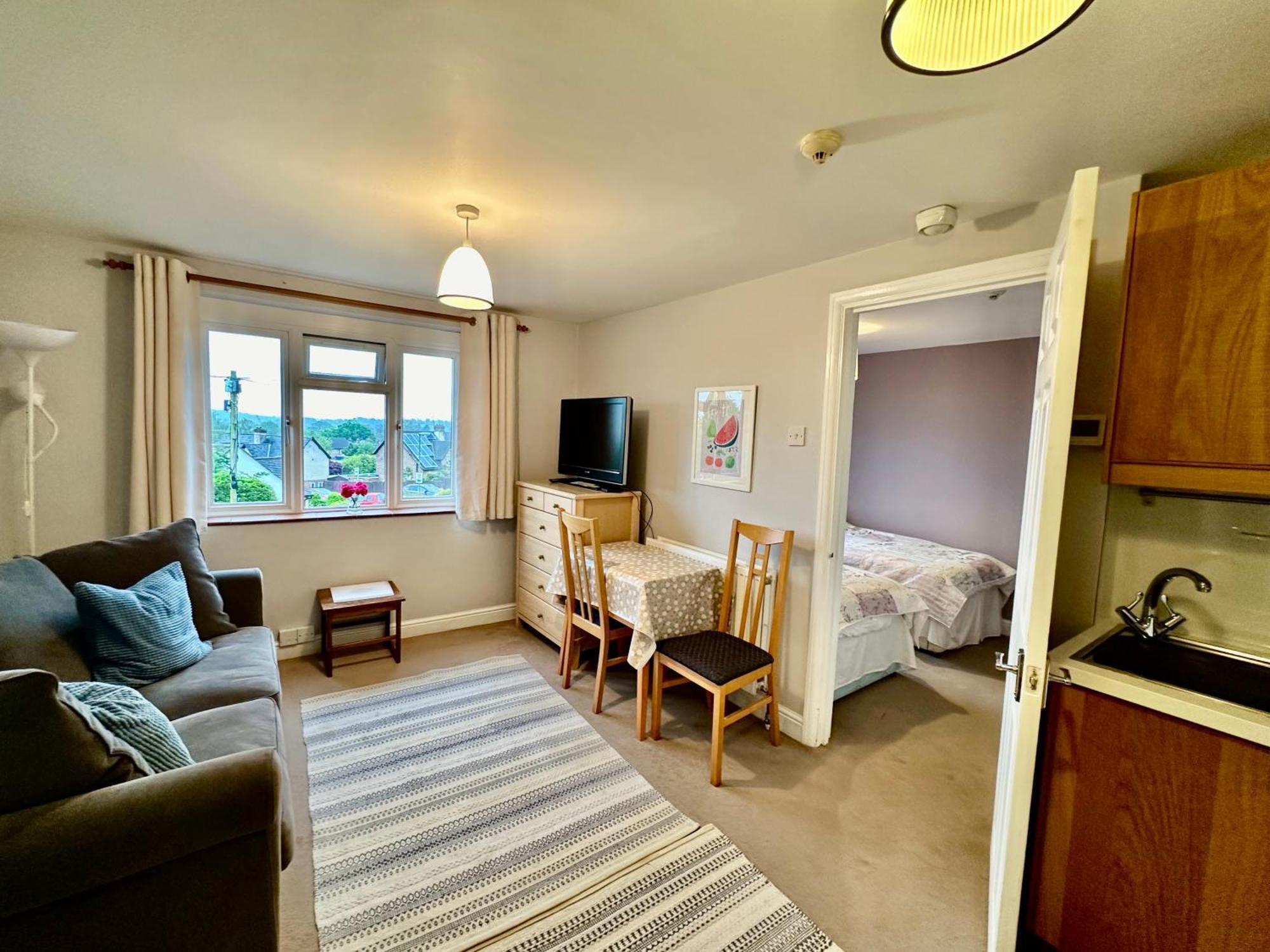 Pound Corner Apartment Godalming Exterior photo